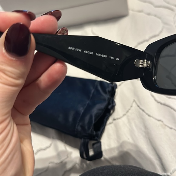 PRADA Sunglasses - Picture 4 of 9